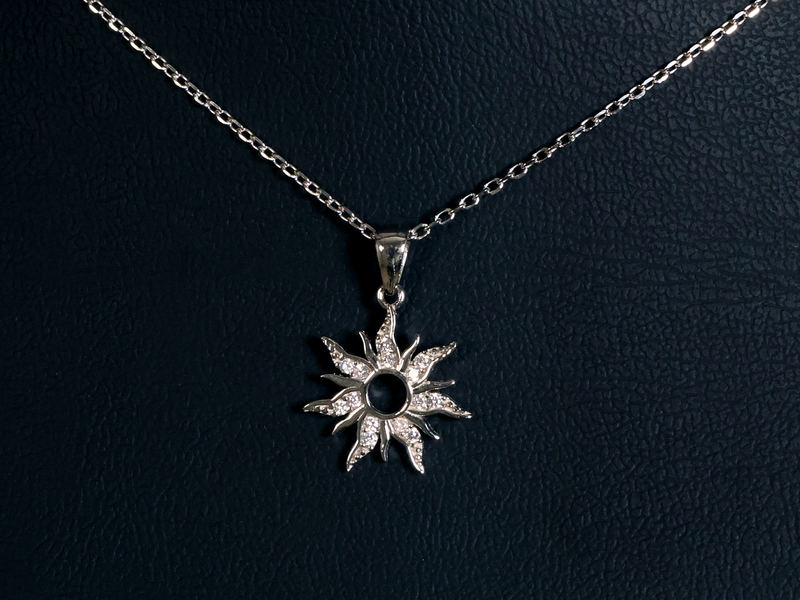 Liron Silver Kristal Çerçeve Kolye